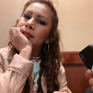 Meet your Posher, Yolanda